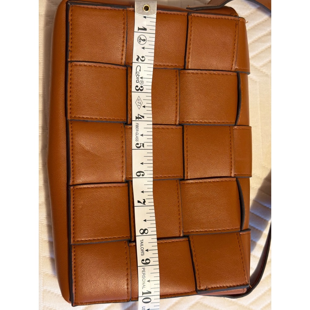Squared Woven Cassette Crossbody Bag Cognac Brown Faux Leather - Picture 7 of 8